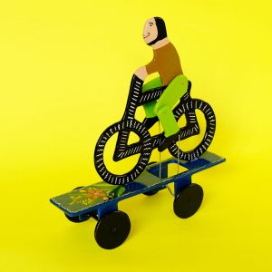 メキシコ伝統玩具 オリナラ テマラカツィンゴ 塗り物 自転車マン