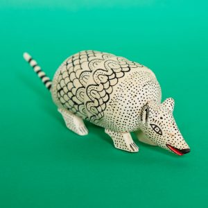 メキシコ ウッドカービング アルマジロ