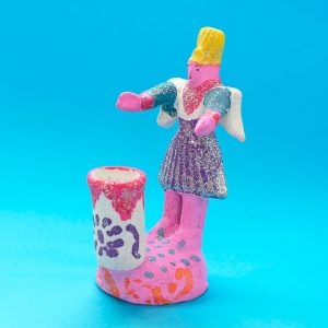 トラヤカパン 土人形 天使