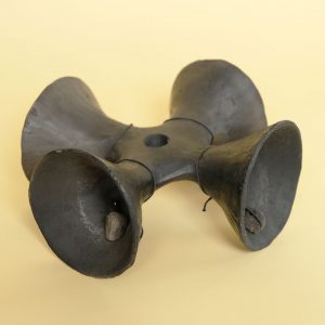 コヨテペック 黒陶 ベル