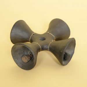 コヨテペック 黒陶 ベル