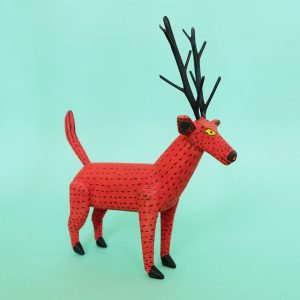 オアハカ ウッドカービング キリーノサンティアーゴ 鹿 置物 木彫