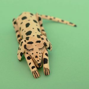 オアハカ ウッドカービング キリーノサンティアーゴ 眠る犬 置物 木彫