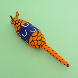 オアハカ ウッドカービング マルティンサンティアーゴ アルマジロ 置物