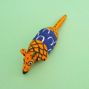 オアハカ ウッドカービング マルティンサンティアーゴ アルマジロ 置物