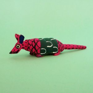 オアハカ ウッドカービング マルティンサンティアーゴ アルマジロ 置物