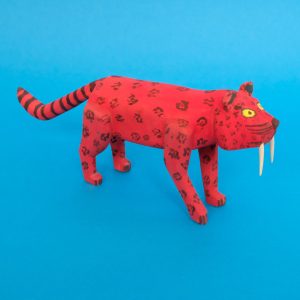 サーベルタイガー 置物