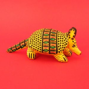 ハミルテペック 彩色陶器 土人形 アルマジロ