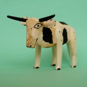 牛（木彫 置物）- LABRAVA [メキシコ 民芸 フォークアート 雑貨]