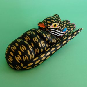 アレブリヘ 黒猫 置物