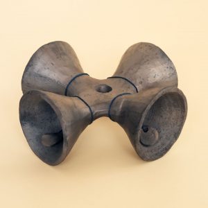 メキシコ 黒陶 四つベル