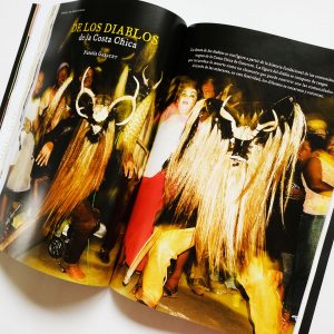 仮面 メキシコ 民芸 本