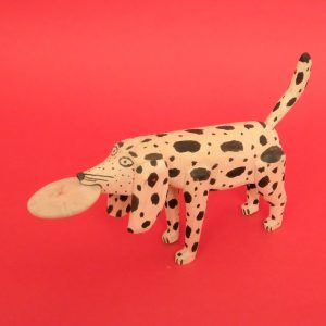 オアハカ 木彫 犬 トルティーヤ