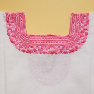 ピンク 刺繍ブラウス