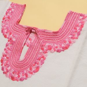 ピンク 刺繍ブラウス