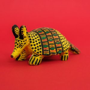 ハミルテペック 彩色陶器 土人形 アルマジロ