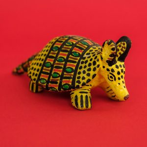 ハミルテペック 彩色陶器 土人形 アルマジロ