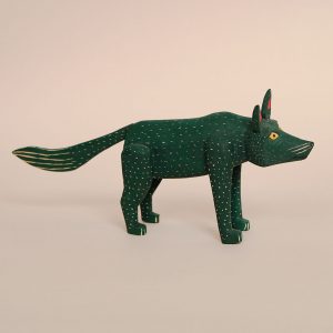 メキシコ 木彫り 置物 コヨーテ