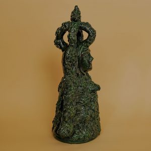 テオドラ ブランコ 孤独の聖母 置物