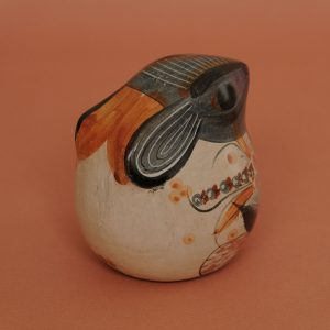 トナラ うさぎ 置物