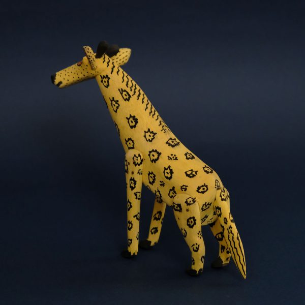 ケニア製 キリンの置物 木彫り 決算特価商品 - www.woodpreneurlife.com