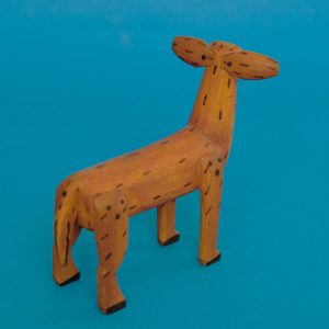 キリンレイヨウ 置物