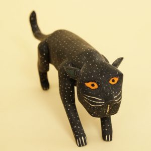 黒豹（木彫 置物）- LABRAVA [メキシコ 民芸 フォークアート 雑貨]