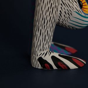 逆立ちウサギ 置物