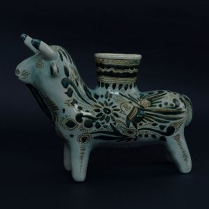 ティソ　牛　置物