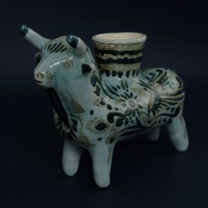 ティソ　牛　置物