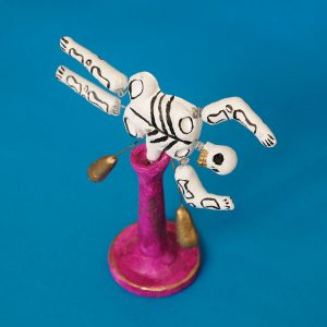 メテペック 飛ぶガイコツ