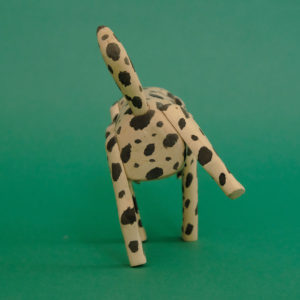 おしっこ犬 置物