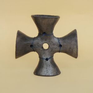 メキシコ 黒陶 四つベル