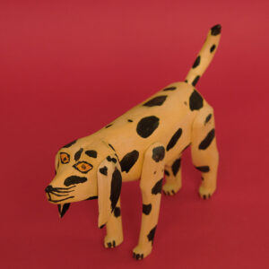 木彫動物⑅犬(チン)⑅インドネシア 犬（オアハカの木彫）- LABRAVA [メキシコ 民芸 フォークアート