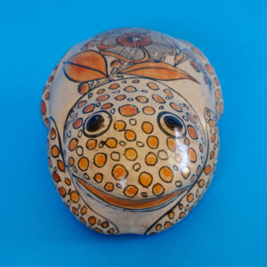 トナラ焼 カエル 置物