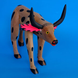 ヒメネス 木彫 牛