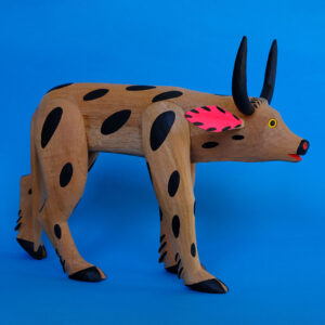 ヒメネス 木彫 牛