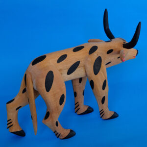 ヒメネス 木彫 牛