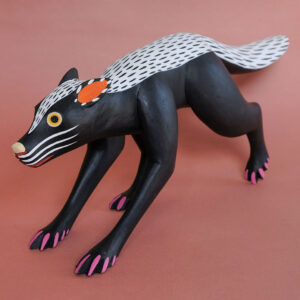 イサイーアス ヒメネス作 スカンクの置物