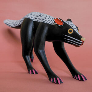 イサイーアス ヒメネス作 スカンクの置物