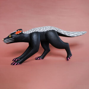 イサイーアス ヒメネス作 スカンクの置物